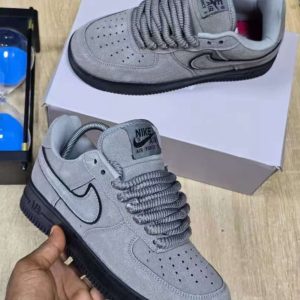 premium Sneaker