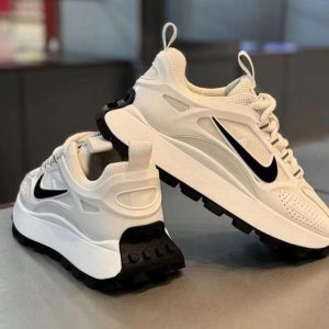premium Sneaker